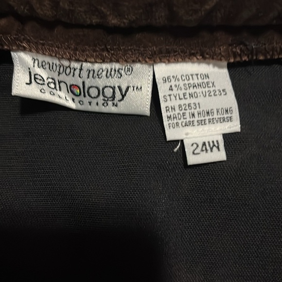 Vintage 1990’s Newport News Velvet Skirt, 24W - Picture 3 of 4